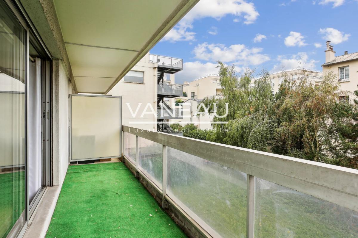 Boulogne, Gallieni/Victor Hugo - Studio avec balcon terrasse au 