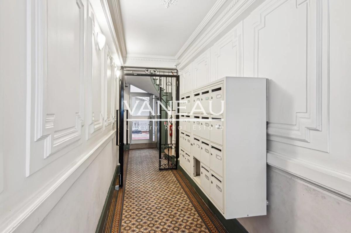 Exclusivité - Paris 6 - Saint-Germain-des-Prés - beaux volumes -