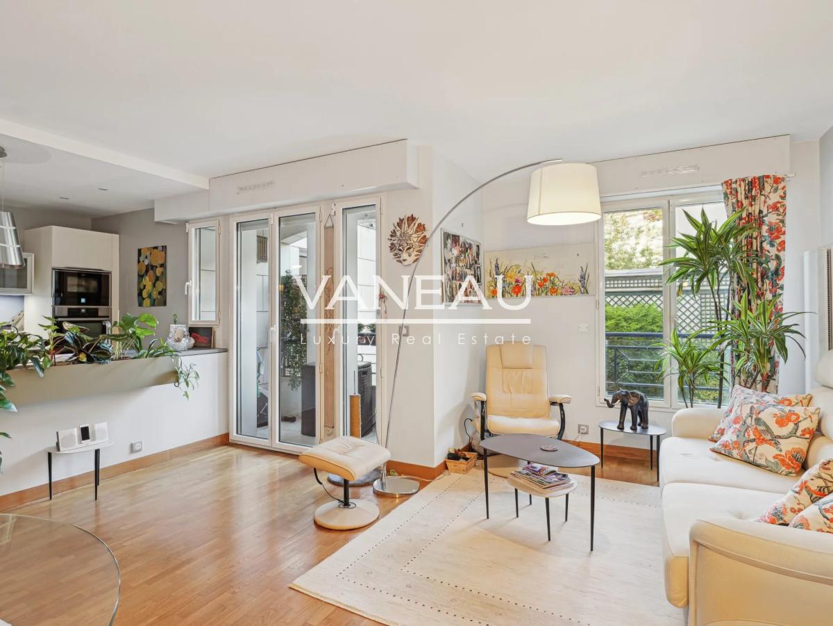 EXCLUSIVITE - NUE PROPRIETE - PARIS 7E SAINT DOMINIQUE - BOURDON