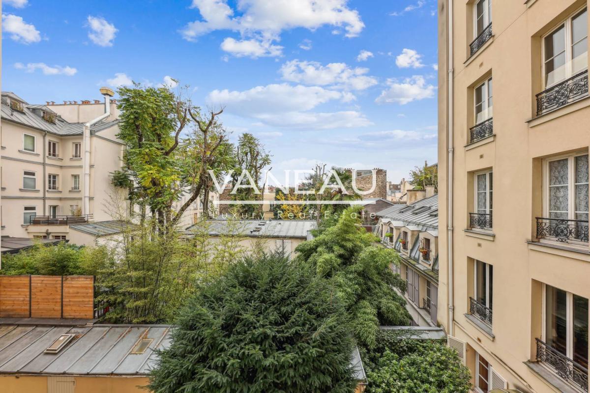 Paris 5 - Studio calme et lumineux - Vue dégagée