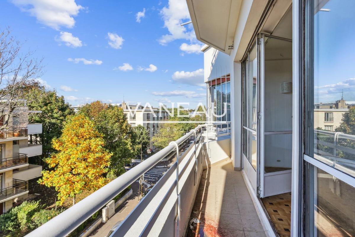 PARIS XVI - Molitor - Appartement très lumineux - Vue dégagée - 