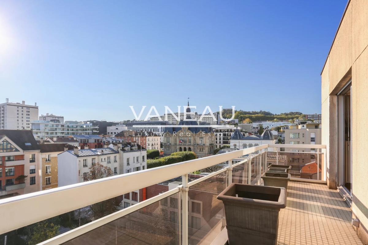 Magnifique appartement avec terrasse au dernier étage !