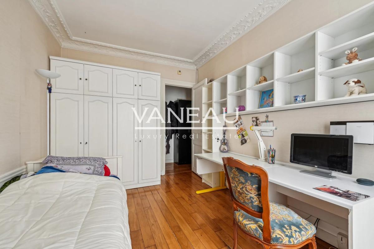 Vaugirard - Convention -  Superbe appartement familial 4 chambre