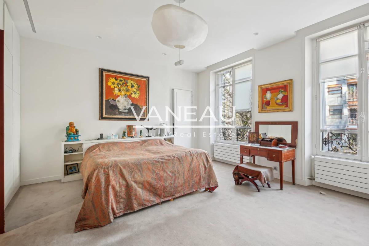 En exclusivité, Duplex d’exception à Courbevoie