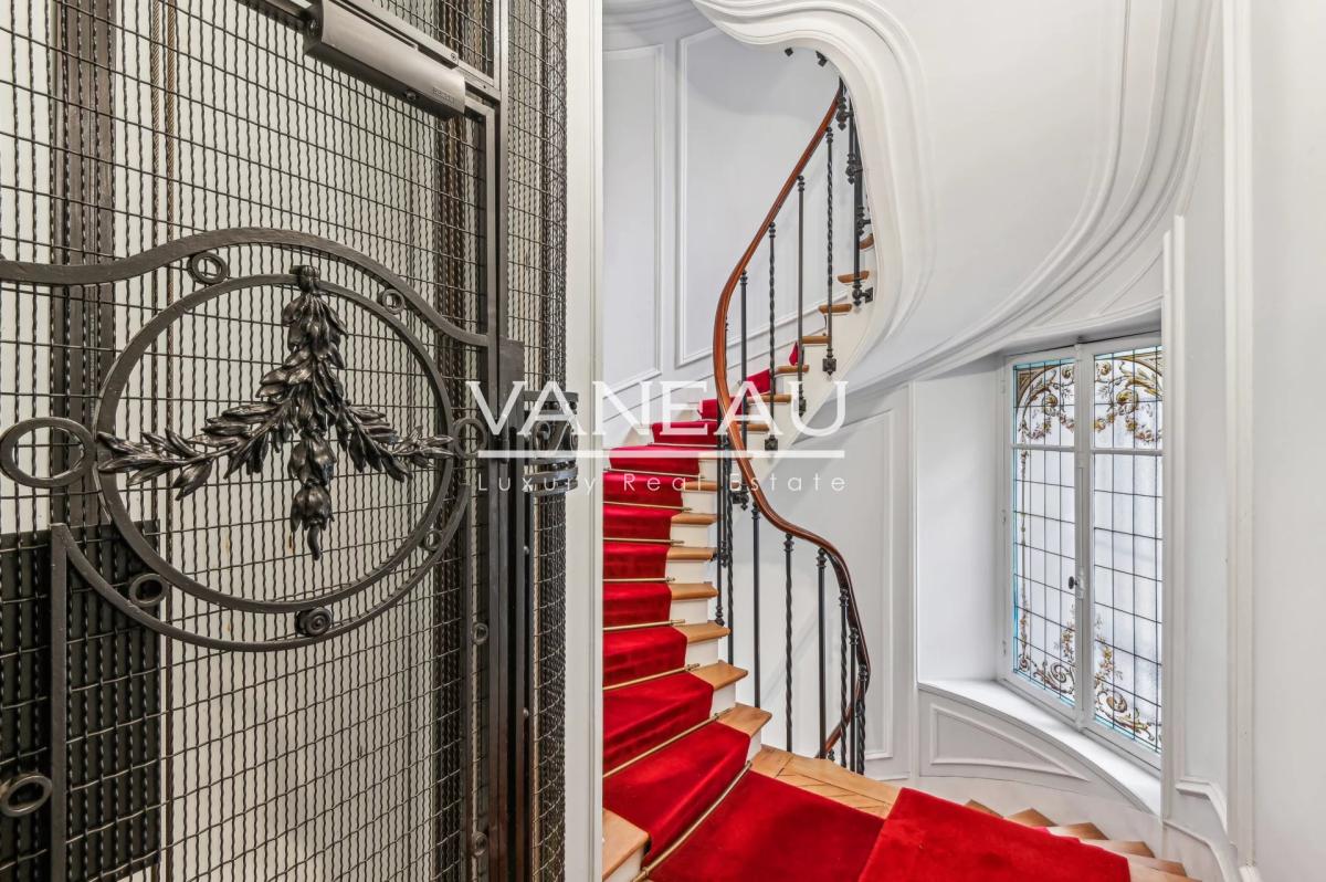 PARIS XVIème - Auteuil Nord - Appartement  Familial