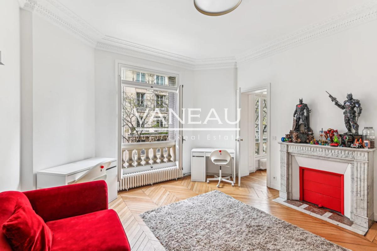 PARIS XVIème - Auteuil Nord - Appartement  Familial