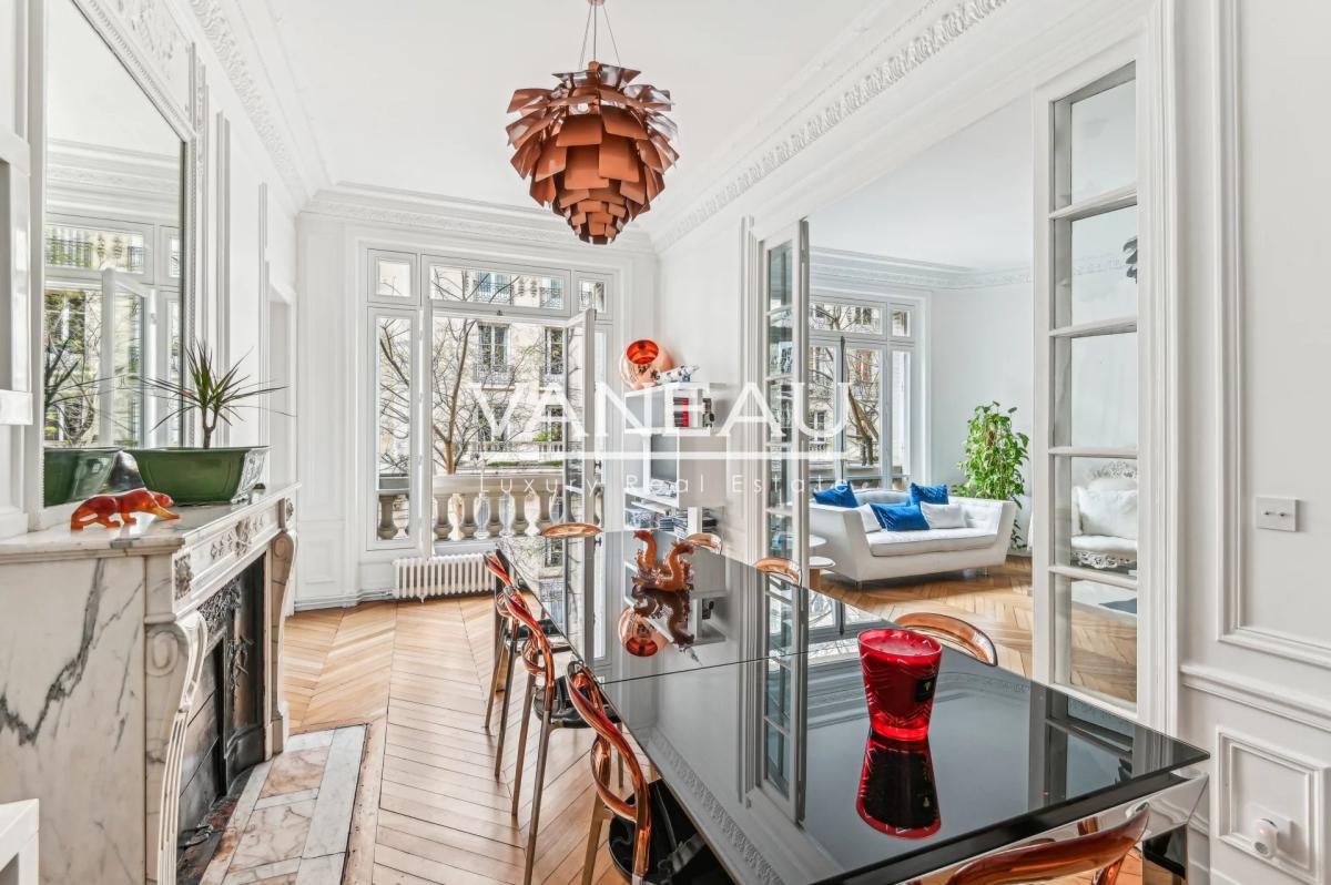 PARIS XVIème - Auteuil Nord - Appartement  Familial