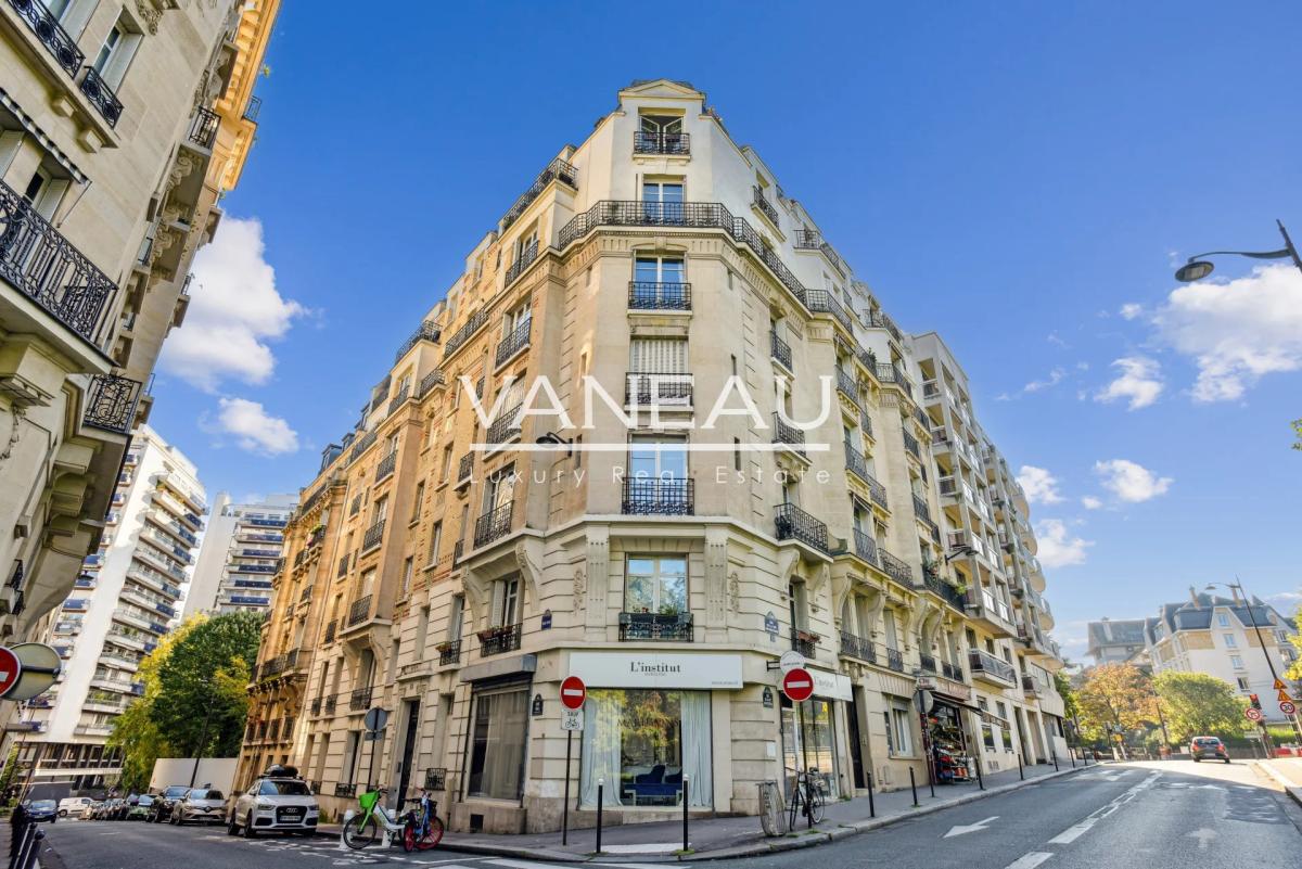 Paris 14e - Montsouris - vue dégagée sur le parc