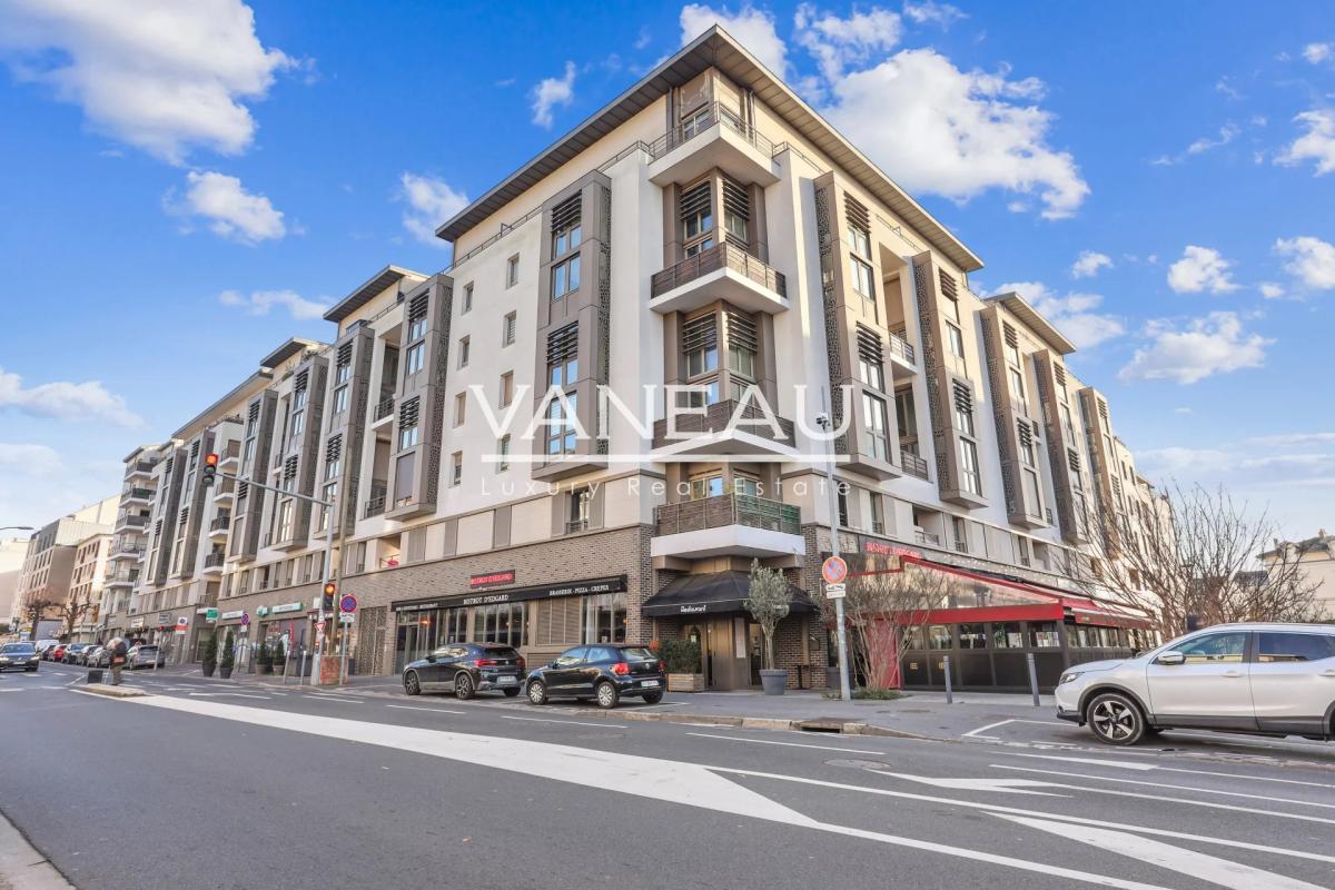 Appartement familiale avec terrasse proche de la gare d'Ermont E