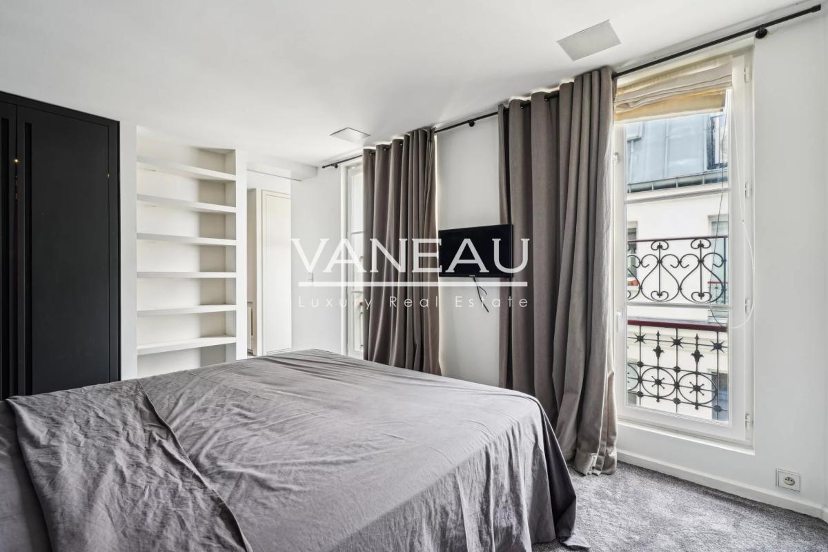 DERNIER ETAGE - Appartement en duplex avec vue Sacré-Coeur