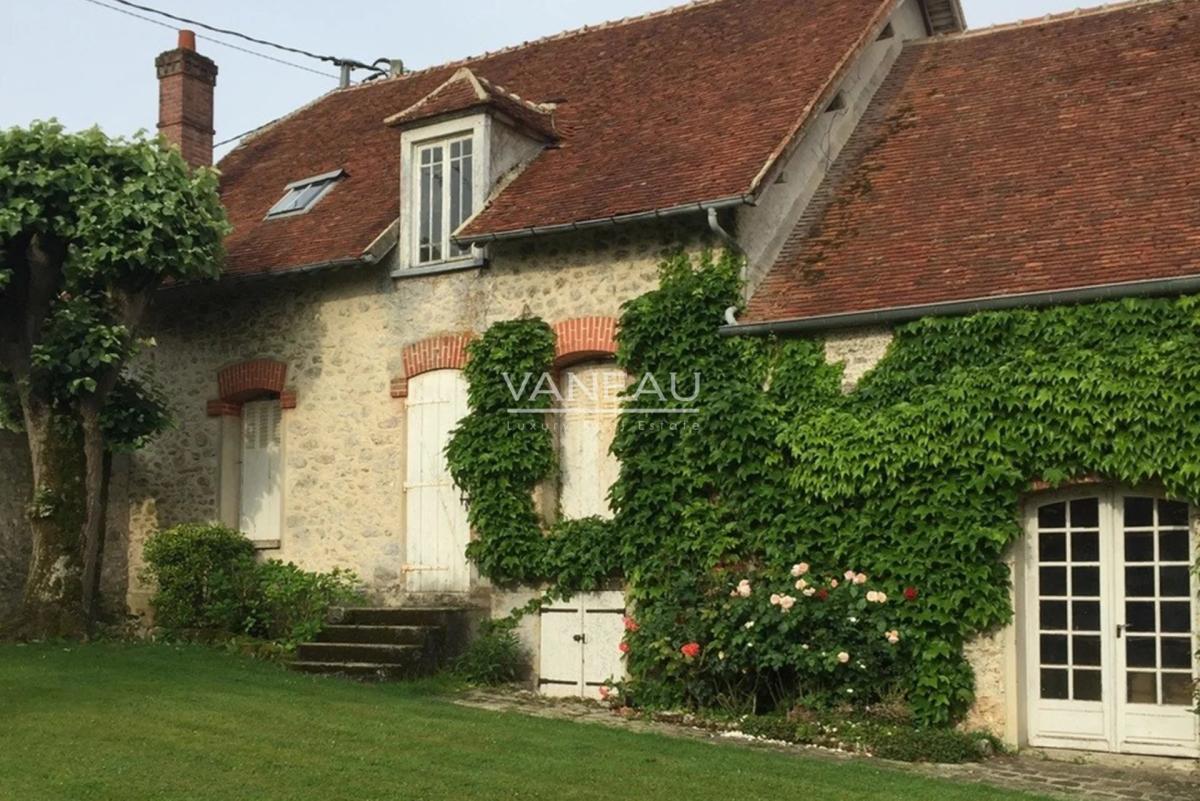 Magnifique Manoir du XVIIIe siècle dans un cadre idyllique -