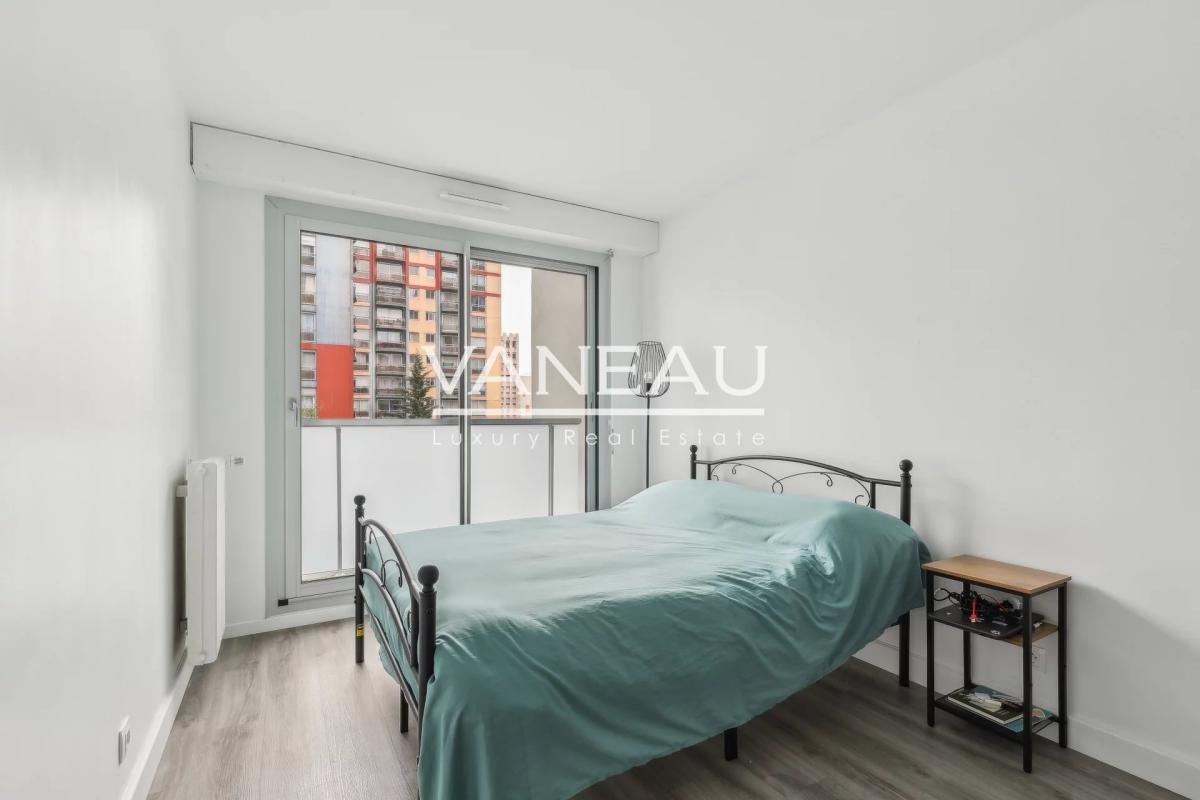 Au coeur du 19ème Arr. - Appartement rénové lumineux 2 chambres 