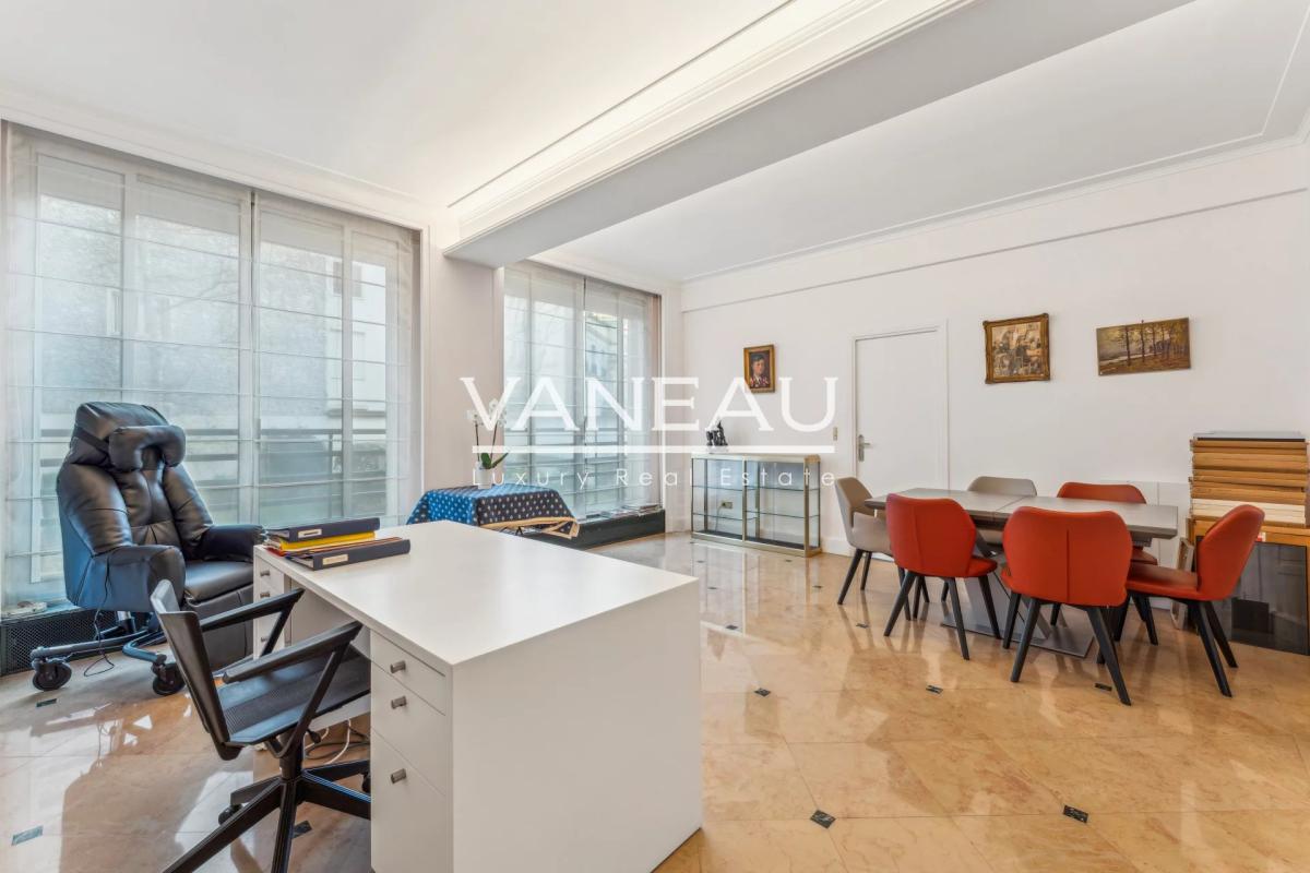 Victor-Hugo appartement 130 m² traversant Est/Ouest sur jardin