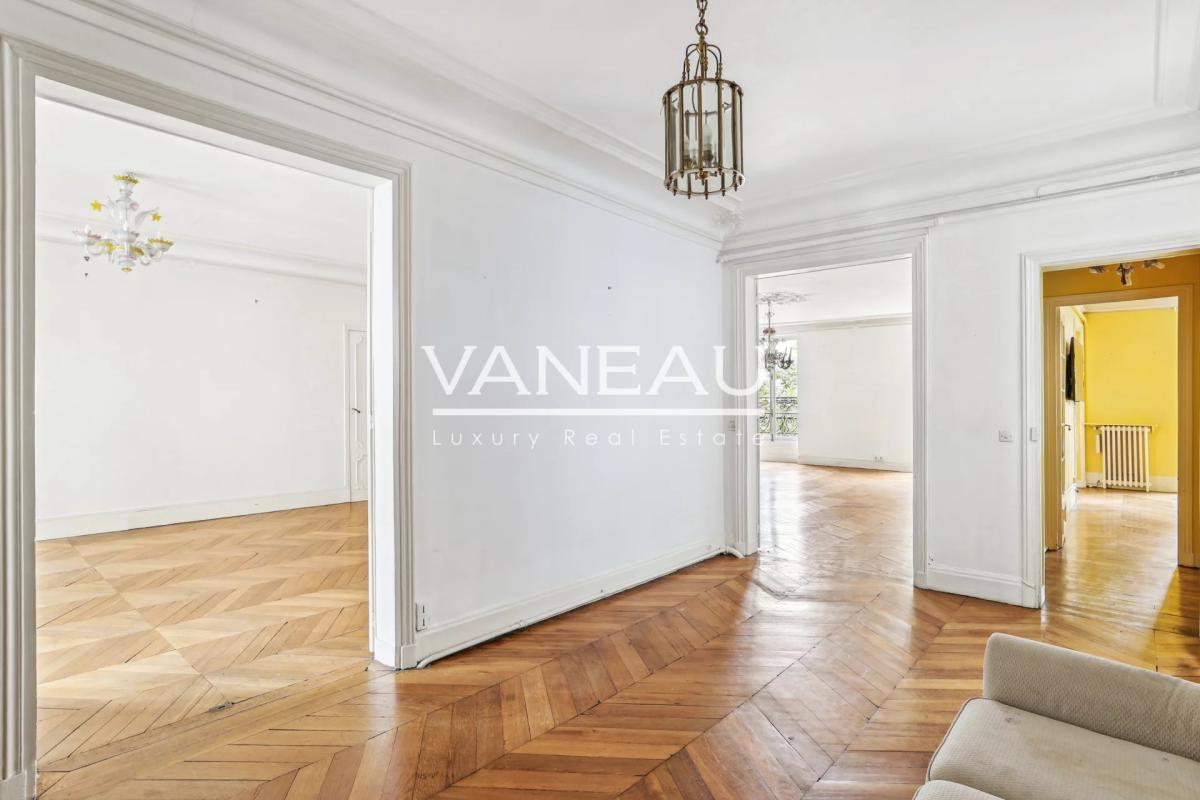 Paris IXe - Appartement familial de standing -