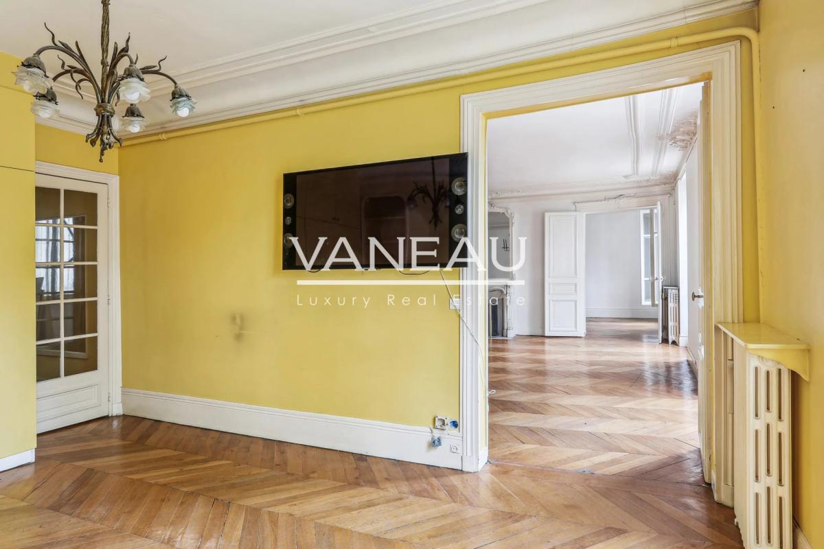 Paris IXe - Appartement familial de standing -