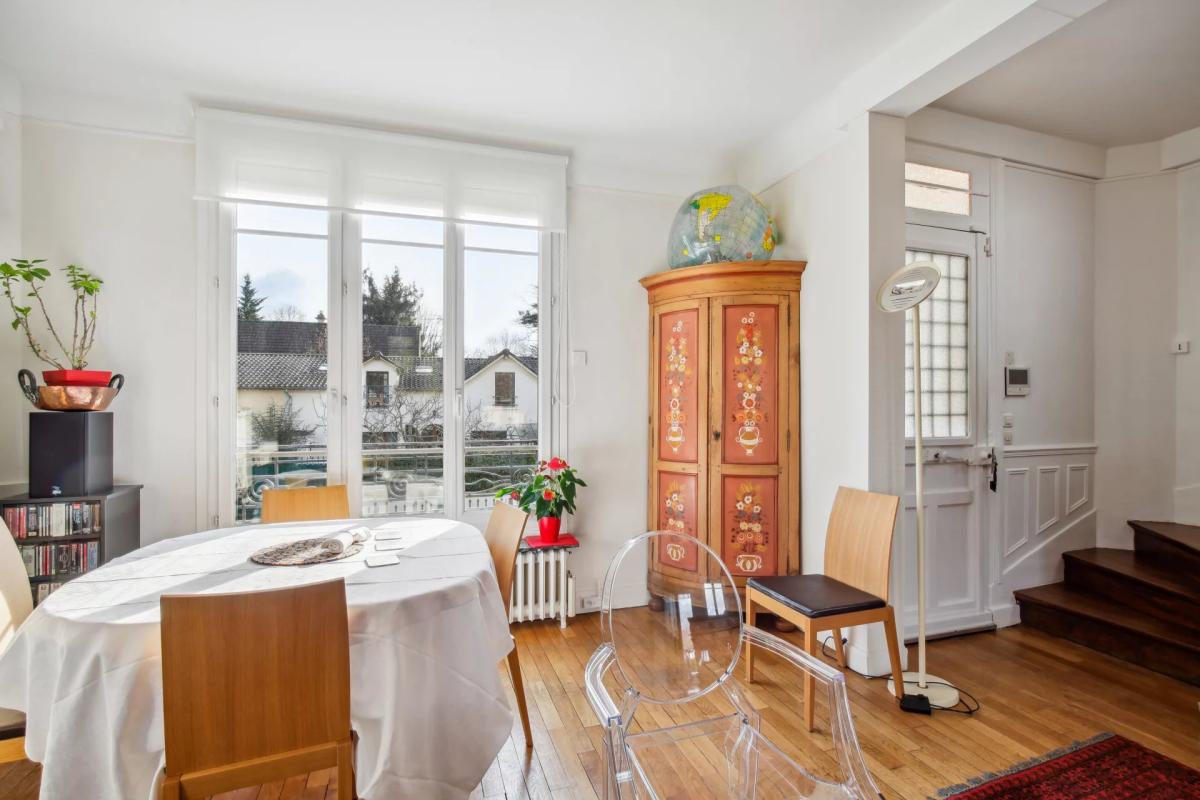 EXCLUSIVITE - NUE PROPRIETE - LE VESINET - MAISON 4 PIECES AVEC 