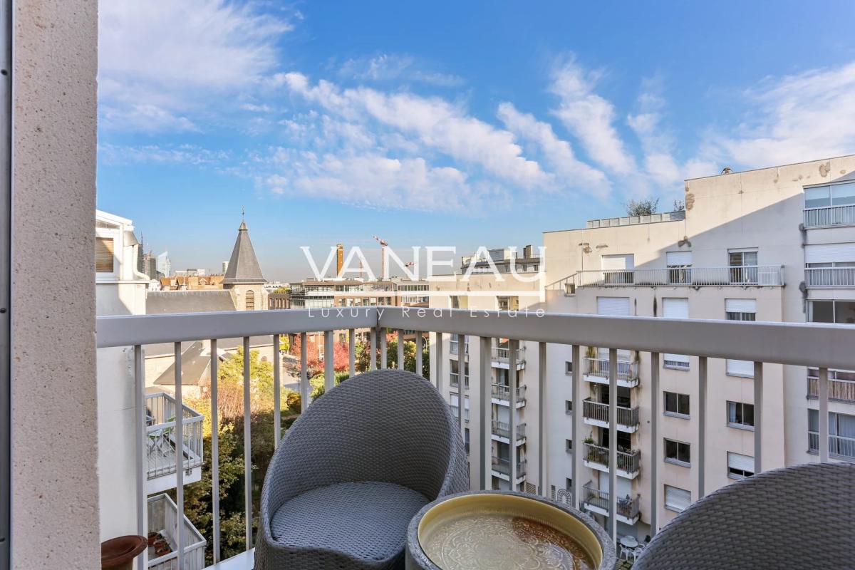 Magnifique appartement avec terrasse au dernier étage !