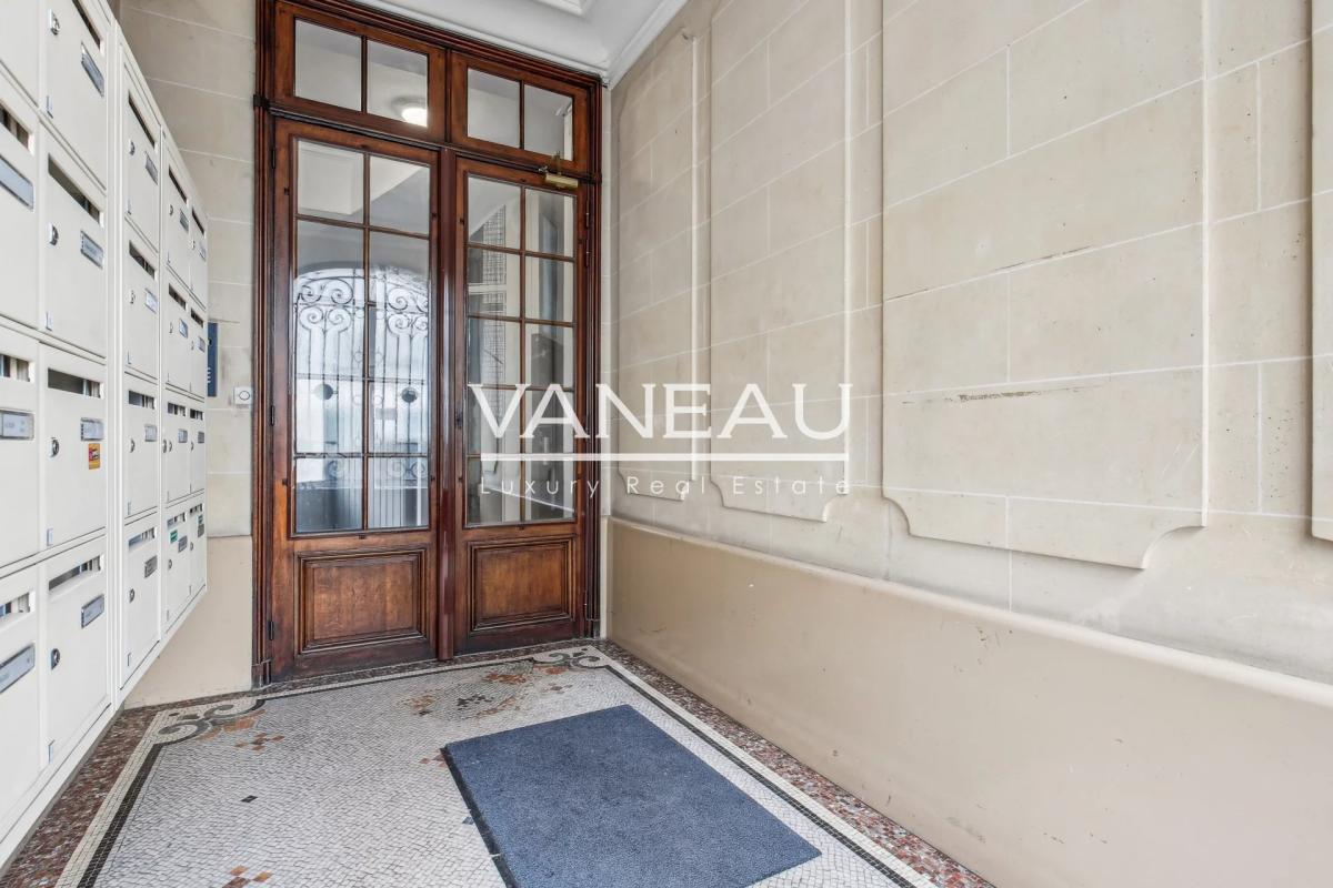 NEUILLY - 2 pièces - 38m² - 3e étage avec ascenseur