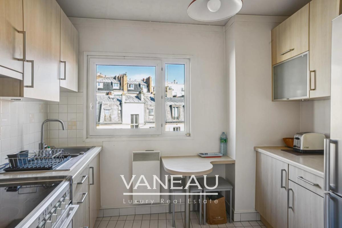 Appartement moderne en étage élevé avec balcon et 3 chambres