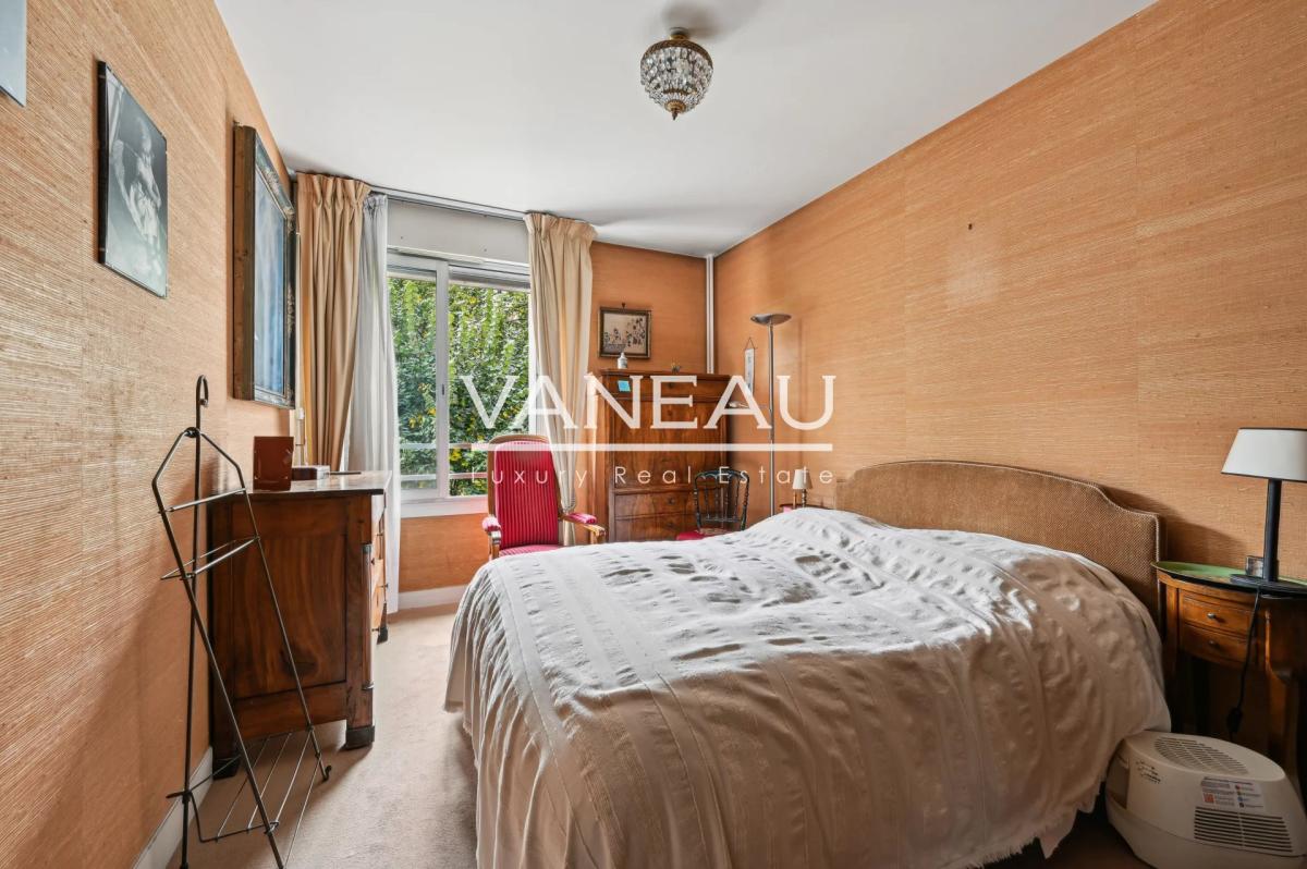 Appartement familial avec terrasse- Paris XVe