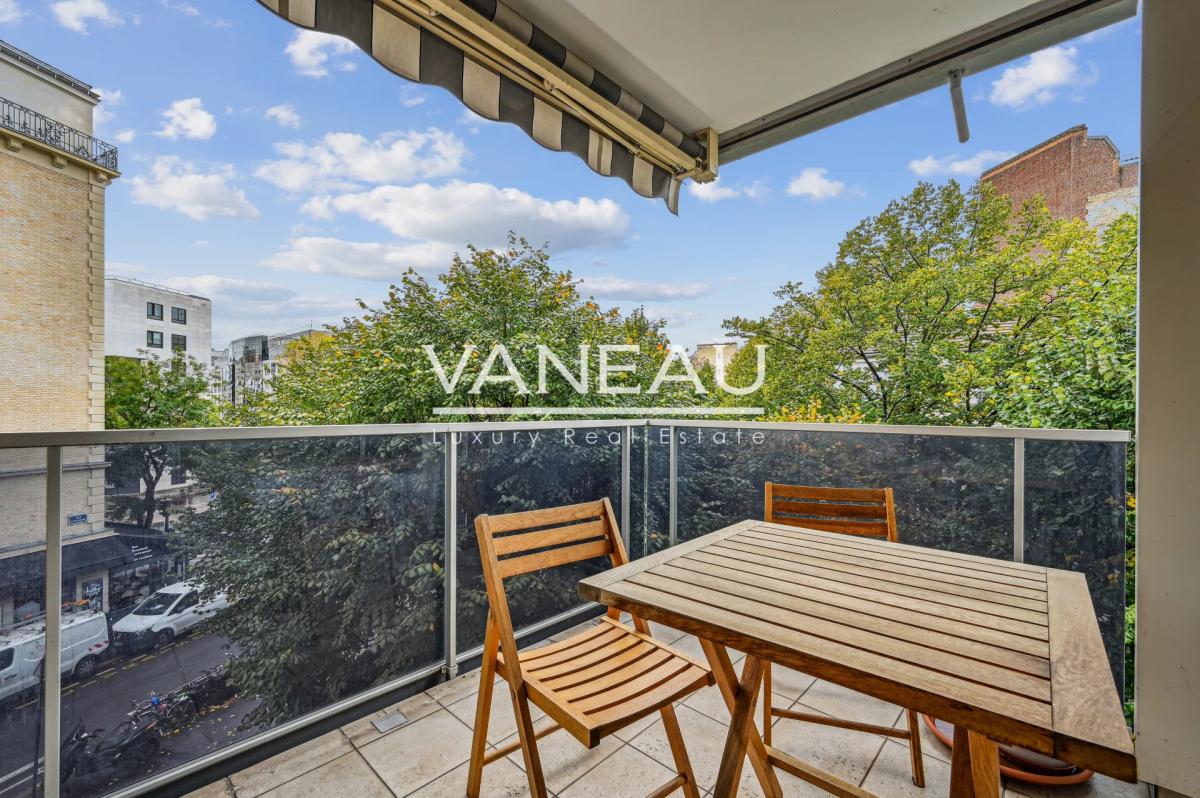 Appartement familial avec terrasse- Paris XVe