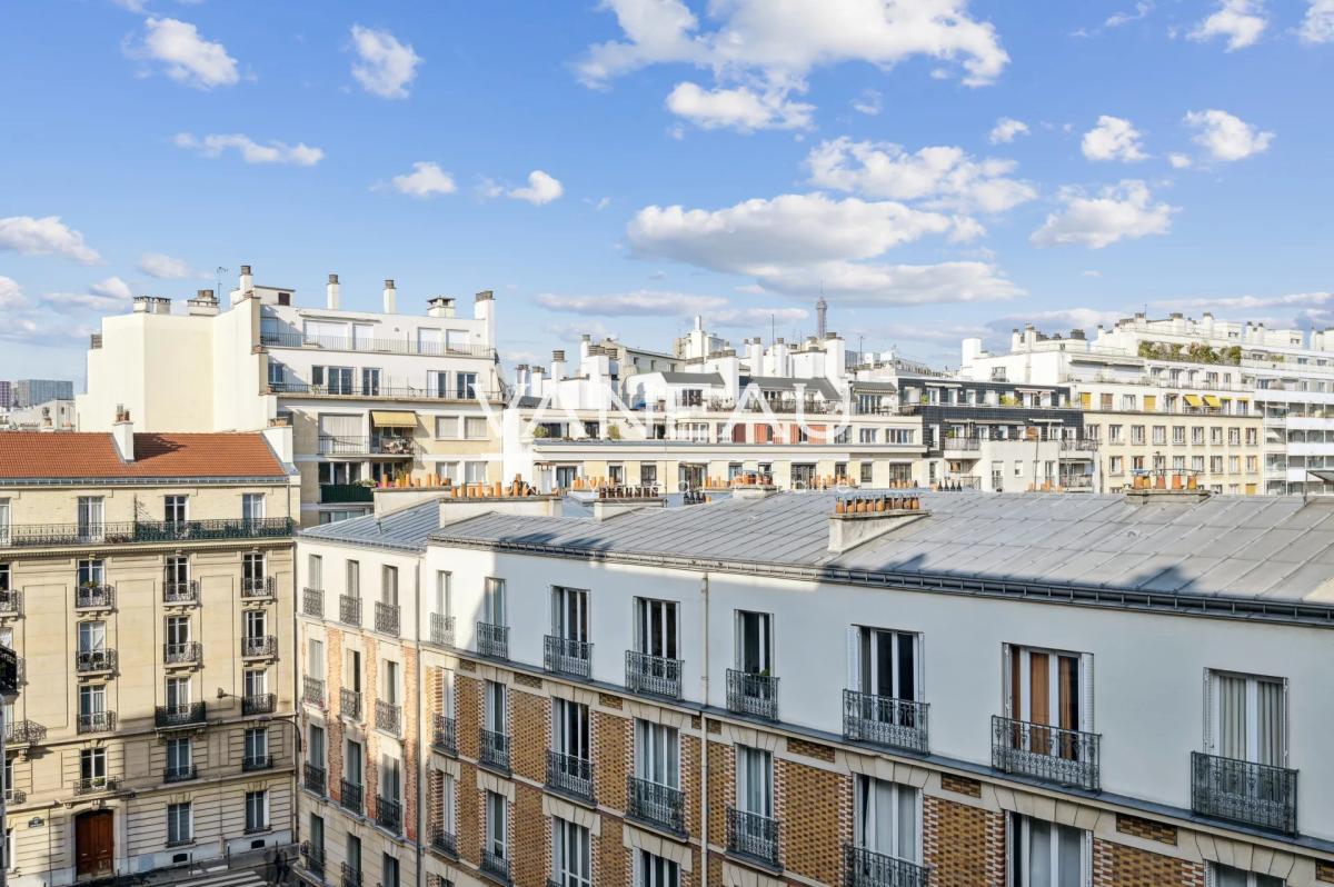 PARIS XVème  - SAINT-LAMBERT - Bel appartement familial en étage