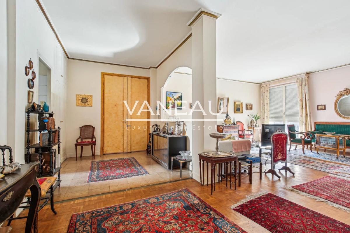 PARIS 16e - ETOILE/FOCH - APPARTEMENT 3 CHAMBRES EN VIAGER OCCUP