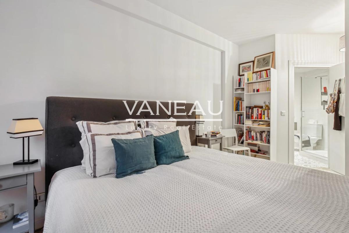 Paris XVIe - Georges Mandel Duplex familial avec jardin privatif