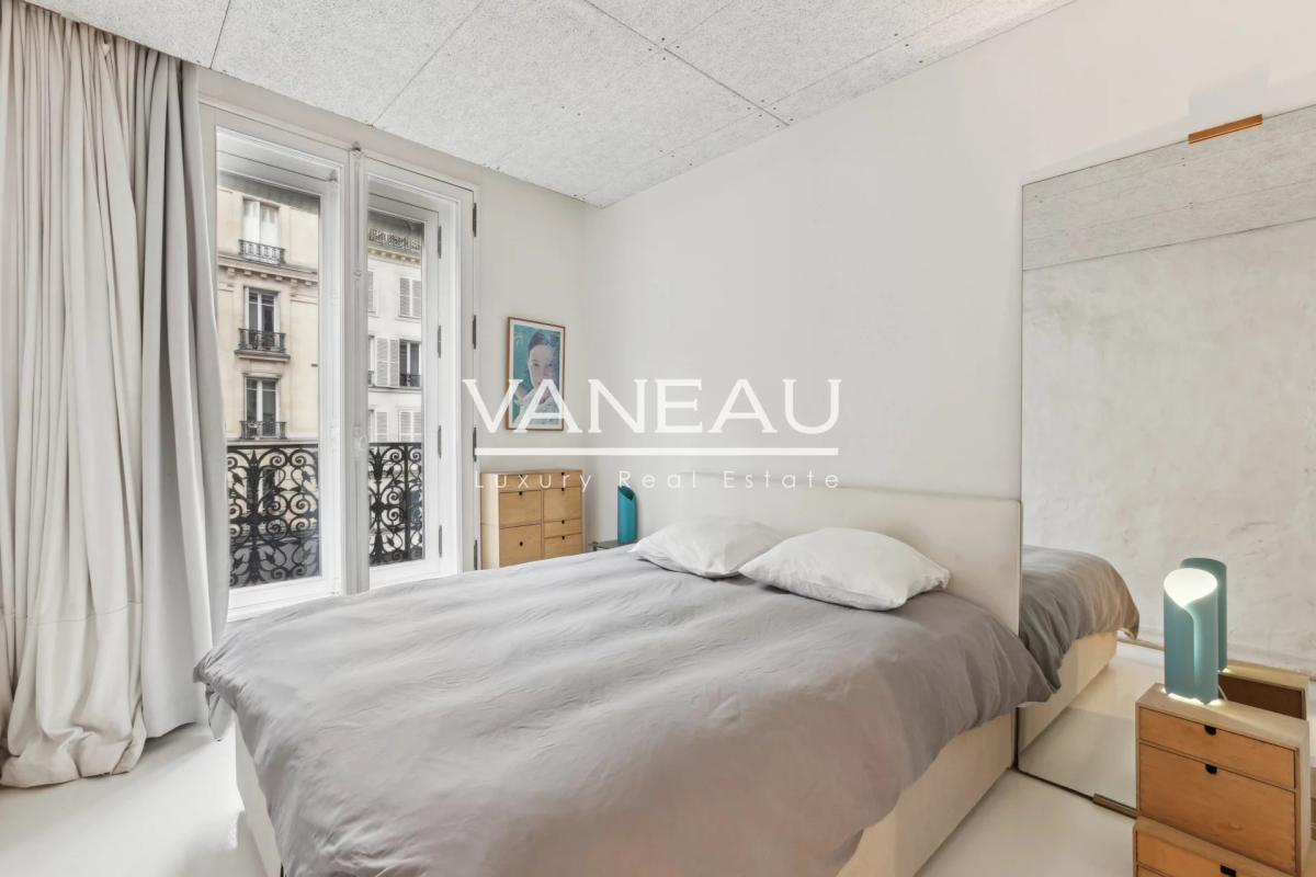 Paris Xe - Magnifique duplex avec balcon -