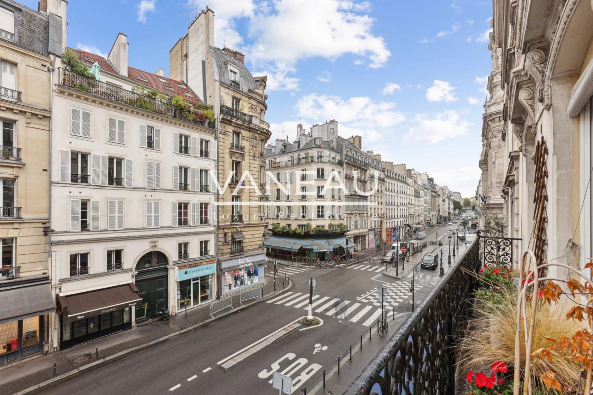 Paris Xe - Magnifique duplex avec balcon -