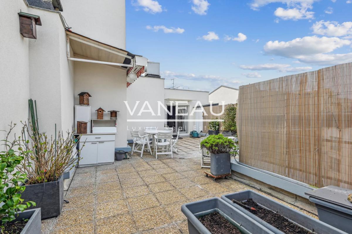 EXCLUSIVITE - NUE PROPRIETE SUR  2 TETES  - BOULOGNE-BILLANCOURT