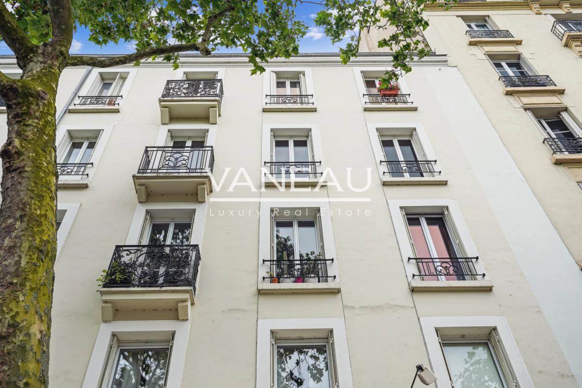 Appartement - trois chambres - Immeuble ancien