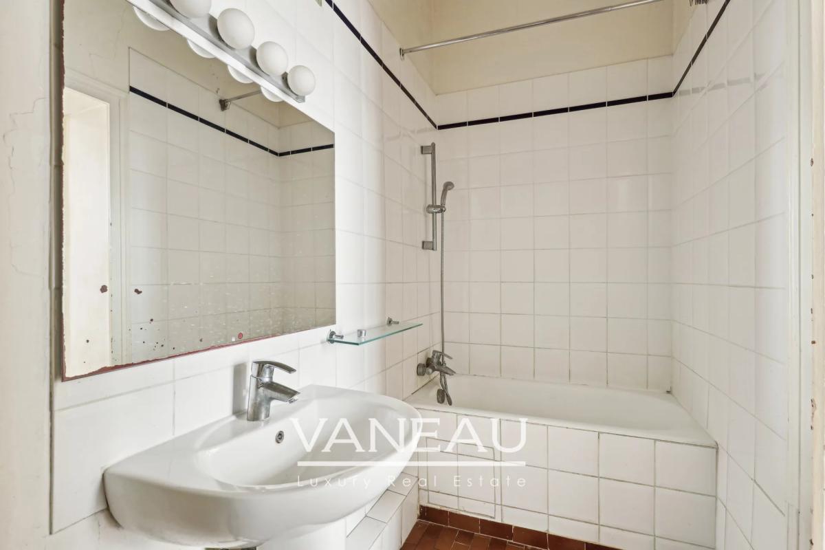 Paris VIIe- Vaneau - Duroc - 4 Pièces - Enfilade- Exclusivité