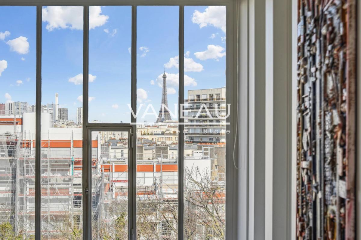 PARIS XVe - Saint-Lambert - Loft en duplex, dernier étage refait