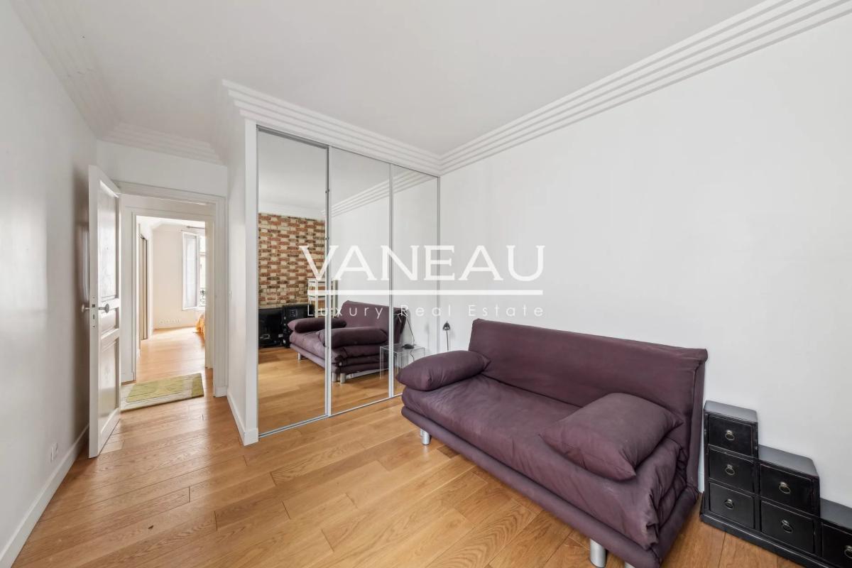 PARIS VIIe - Bon Marché / Vaneau - Bel appartement familial avec