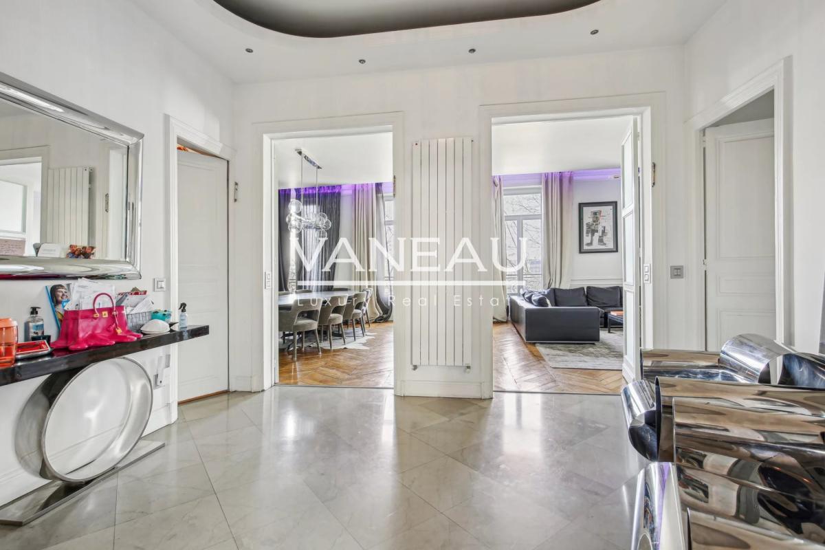 Paris XVIe - MALAKOFF - Bel appartement familial