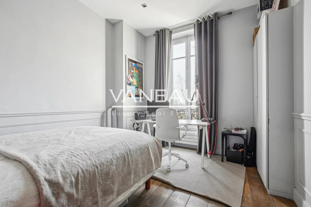 Paris XVIe - MALAKOFF - Bel appartement familial