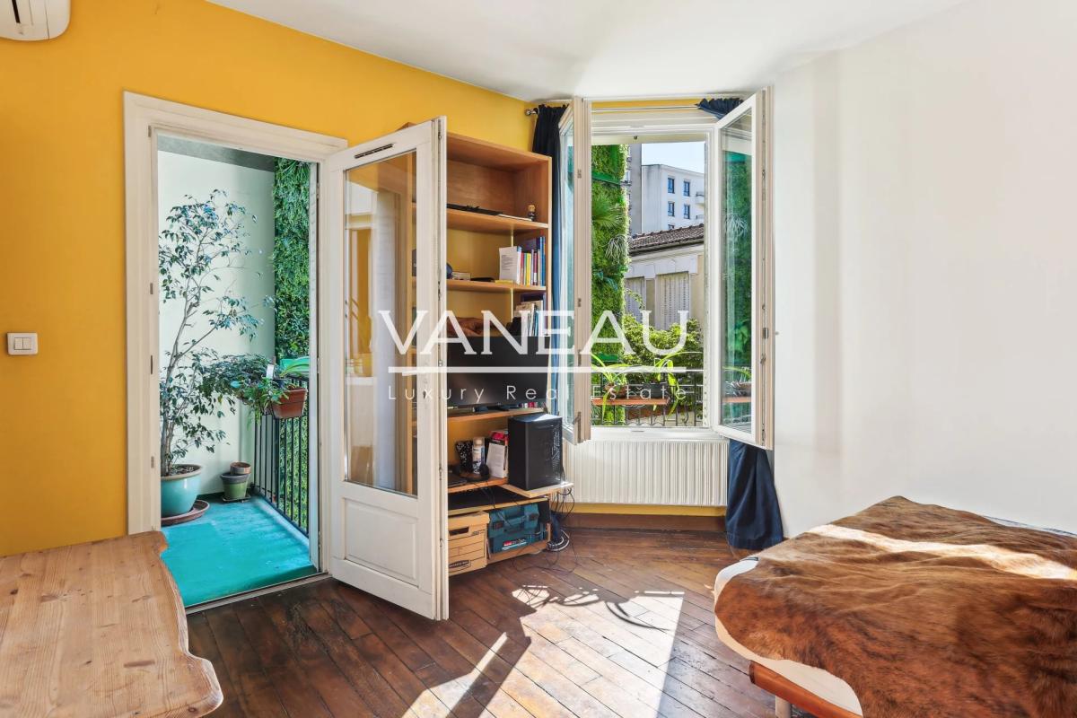 Paris XVIe - Auteuil sud - Maison familiale avec 6 chambres et R